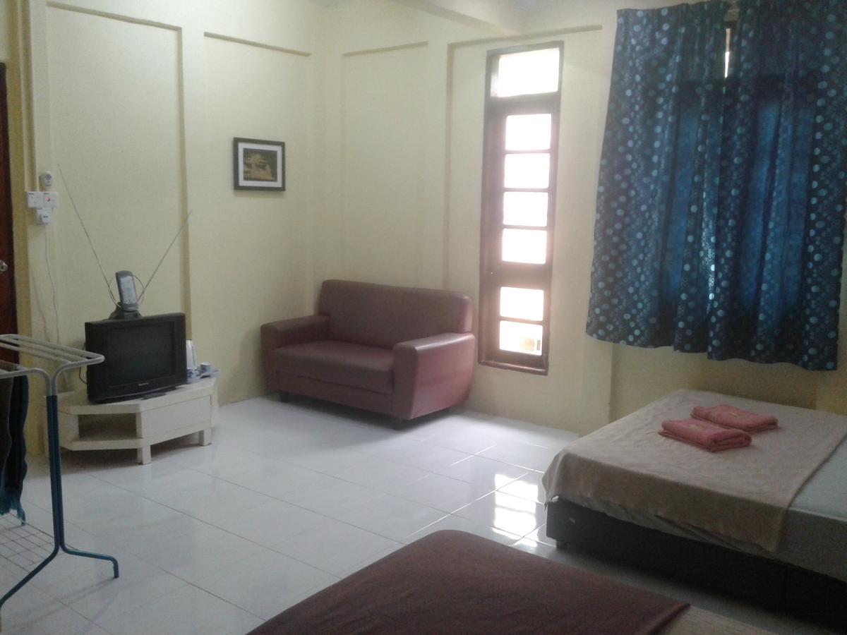 Saba Lodge Dungun Extérieur photo