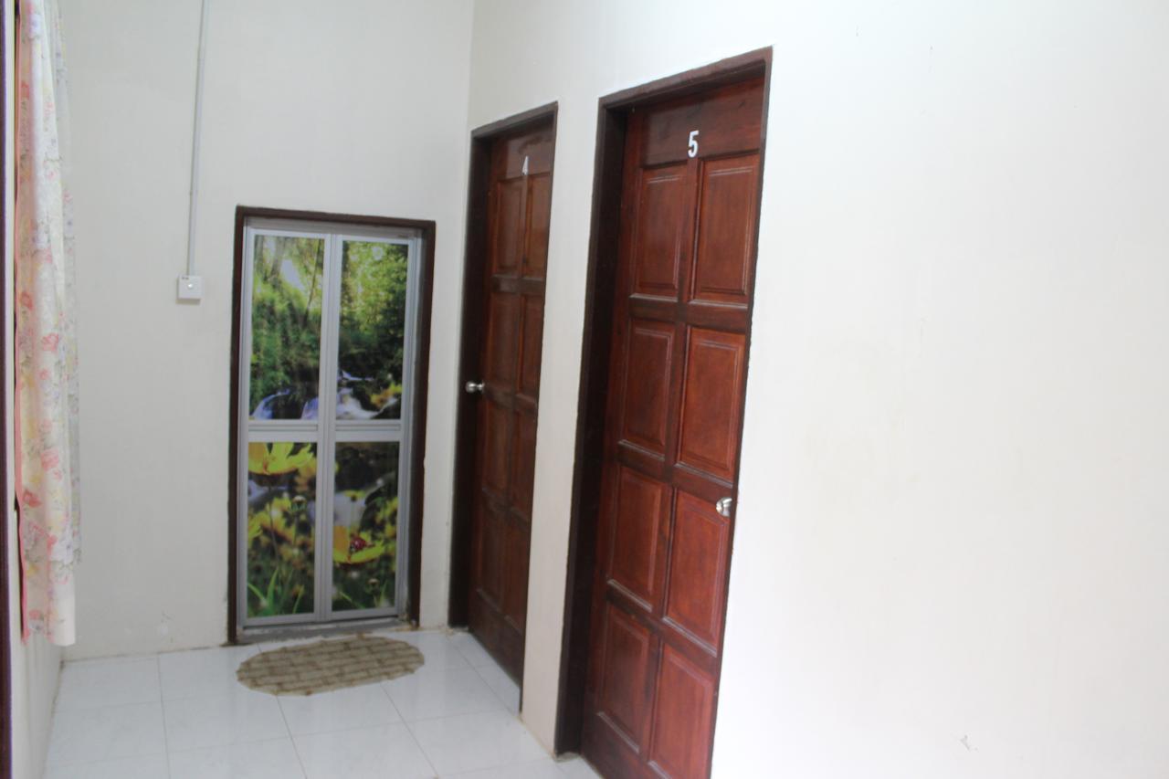 Saba Lodge Dungun Extérieur photo
